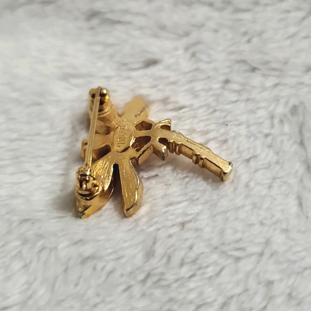 Vintage Trifari Gold Tone and Enamel Dragonfly Pin Brooch Signed